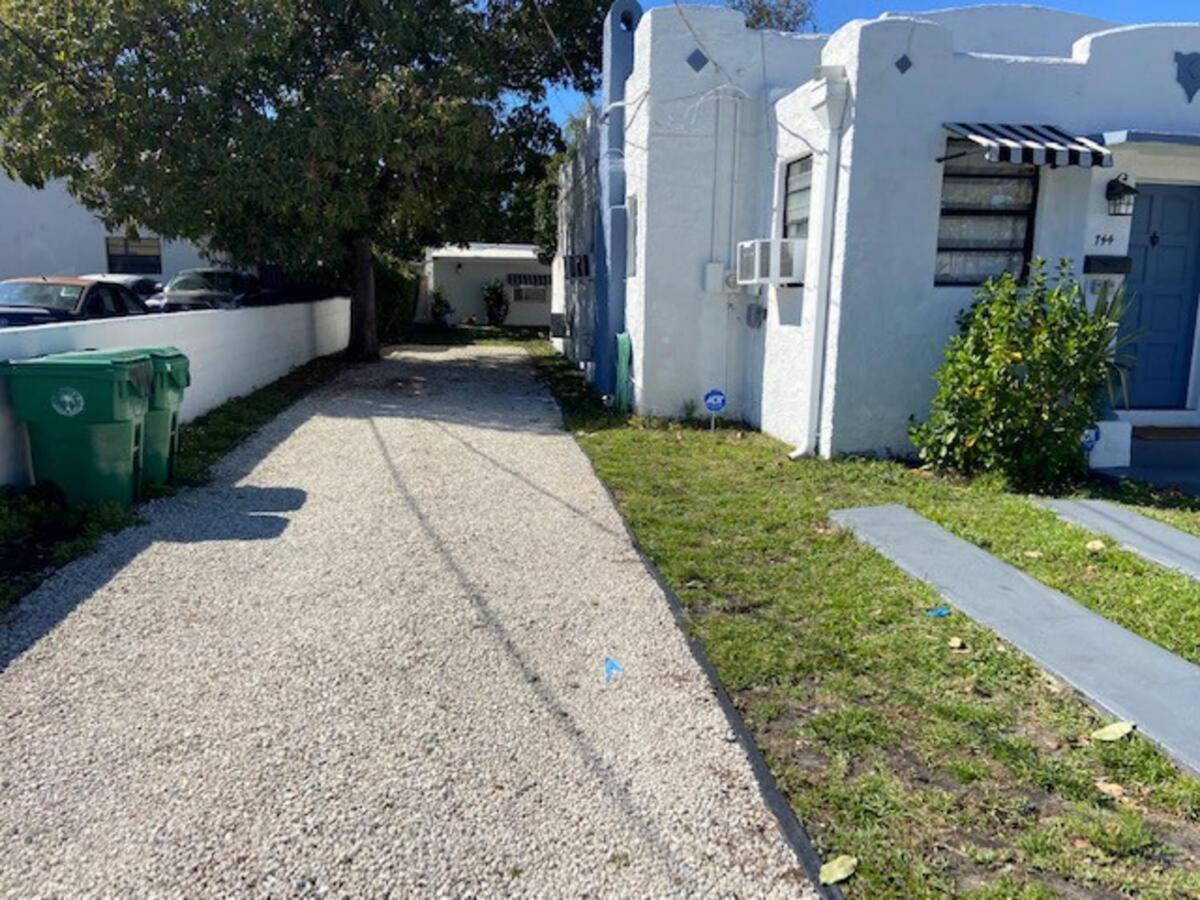 Pretty Private Room, Near The Airport - Free Parking - 01 마이애미 외부 사진